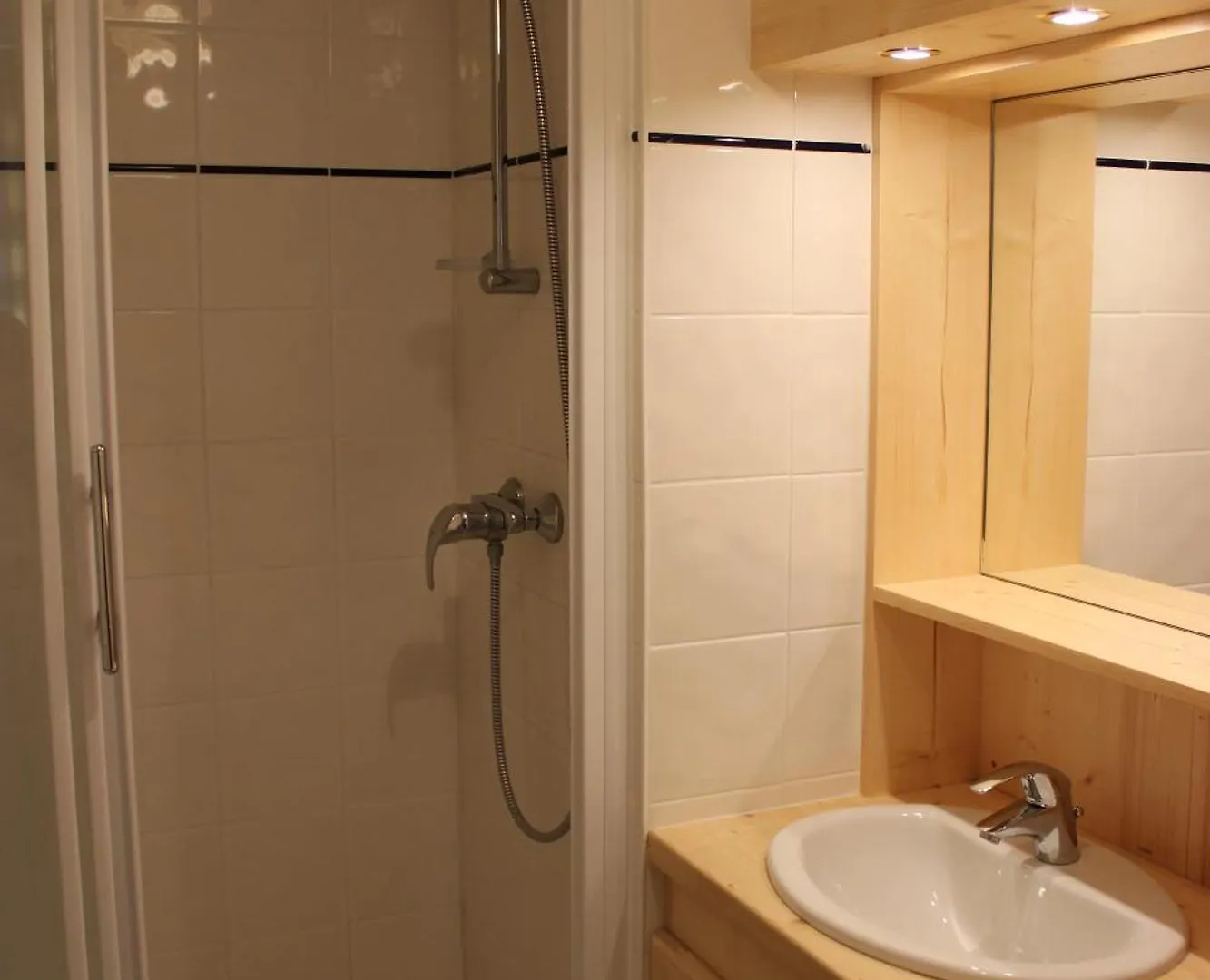 Hauts De Chaviere Appartements Vti Val Thorens Apartment
